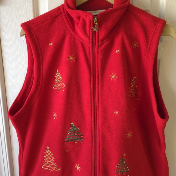 Draper’s & Damon’s PXL Christmas Vest Red Fleece Zip Front Holiday Trees Stars - Picture 2 of 8